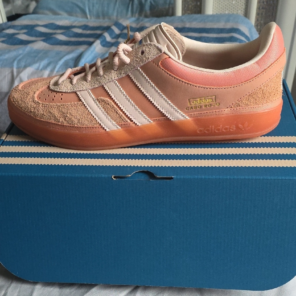 Adidas Women's Pink Sneakers